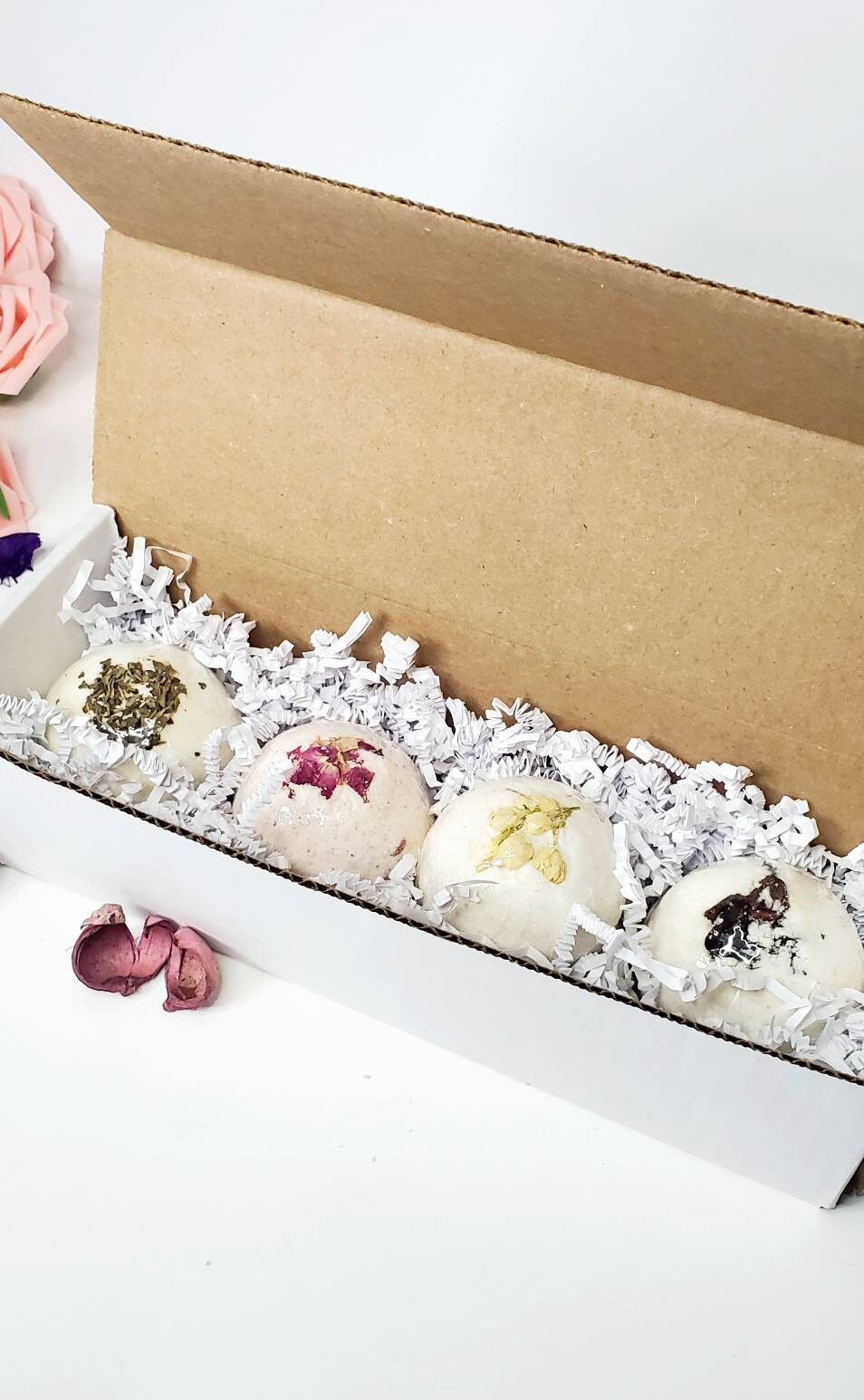 Baeville Herbal Aromatherapy Essential Oil Organic Dried Botanical Bath Bomb Gift Set|