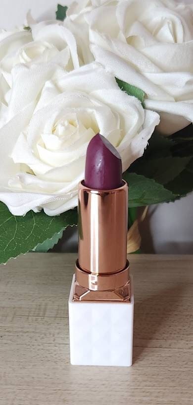 Baeville Luxury Charm Lipstick|Limited Edition